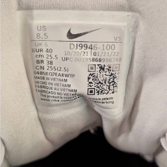 Women's Nike Air Force 1 PLT.AF.ORM Triple White Size 8.5 - Picture 13 of 13